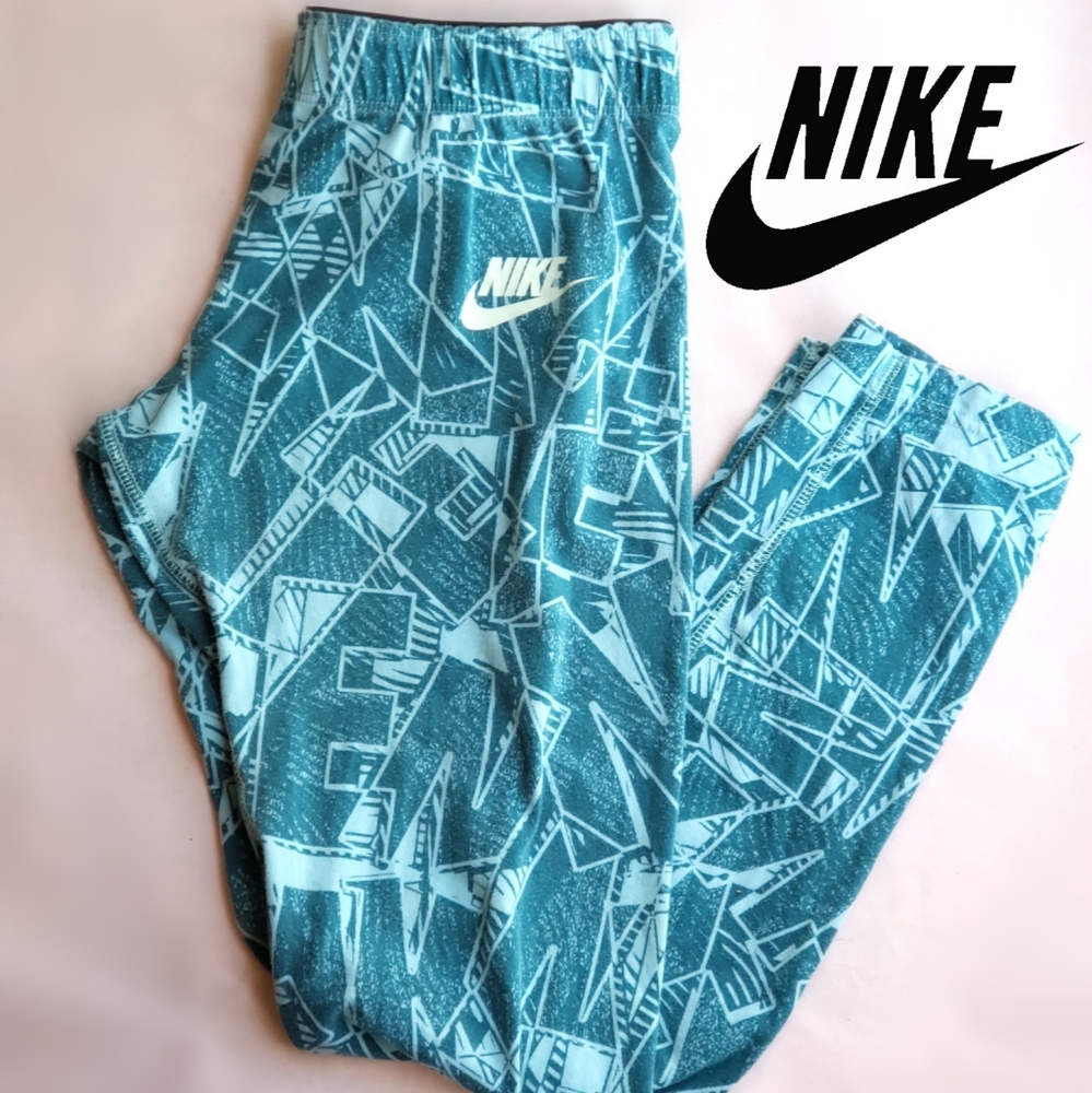 Nike Capri Leggings